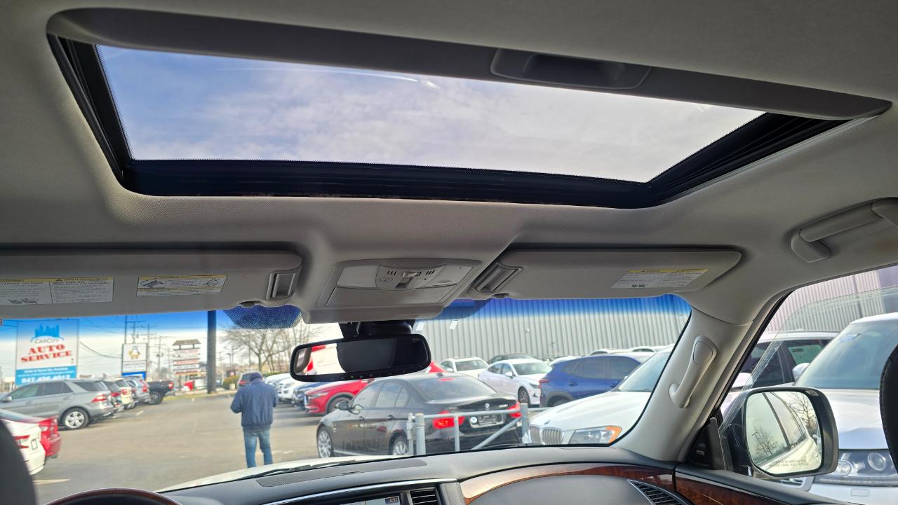 Infiniti QX80 4WD 2015