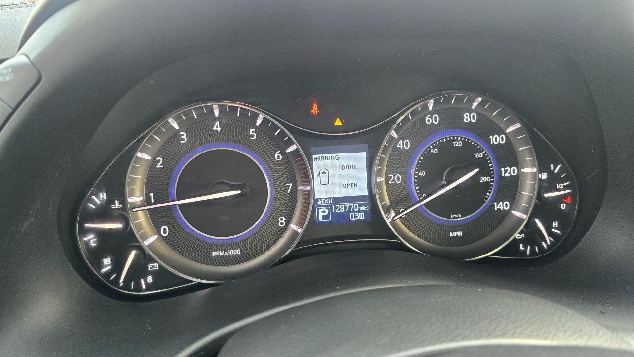 Infiniti QX80 4WD 2015