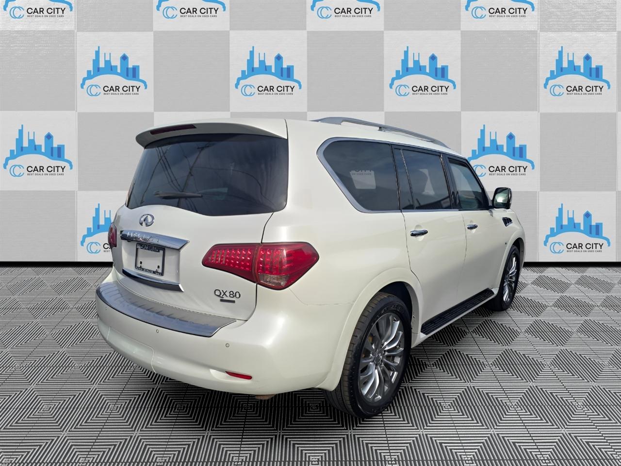 Infiniti QX80 4WD 2015