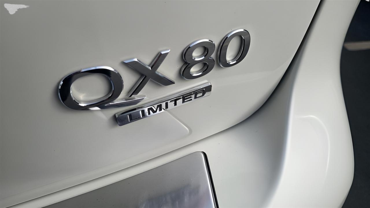 Infiniti QX80 4WD 2015