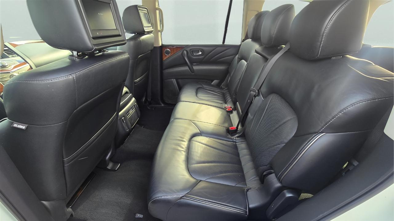 Infiniti QX80 4WD 2015