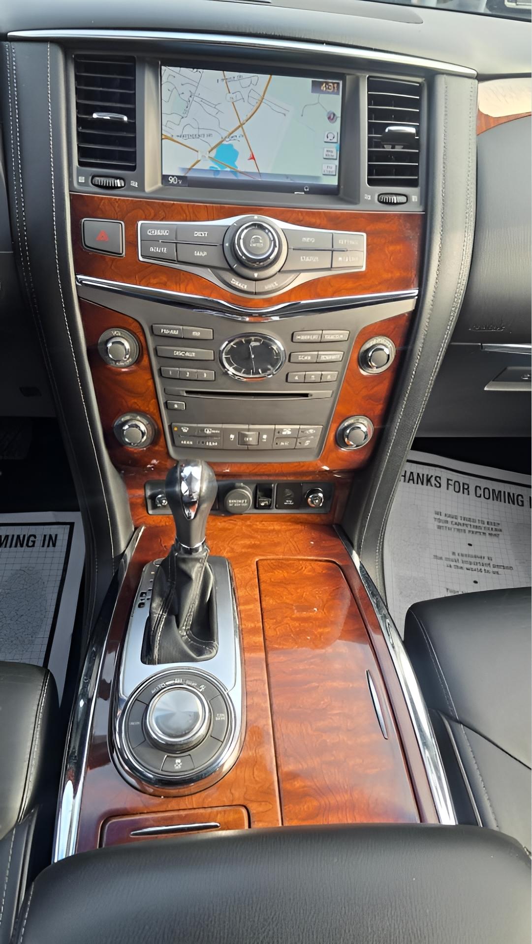 Infiniti QX80 4WD 2015