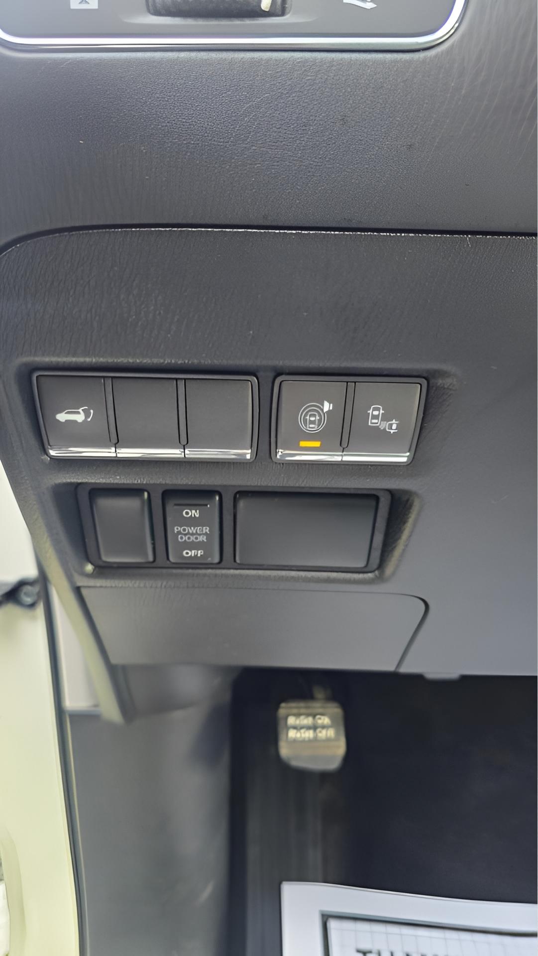 Infiniti QX80 4WD 2015