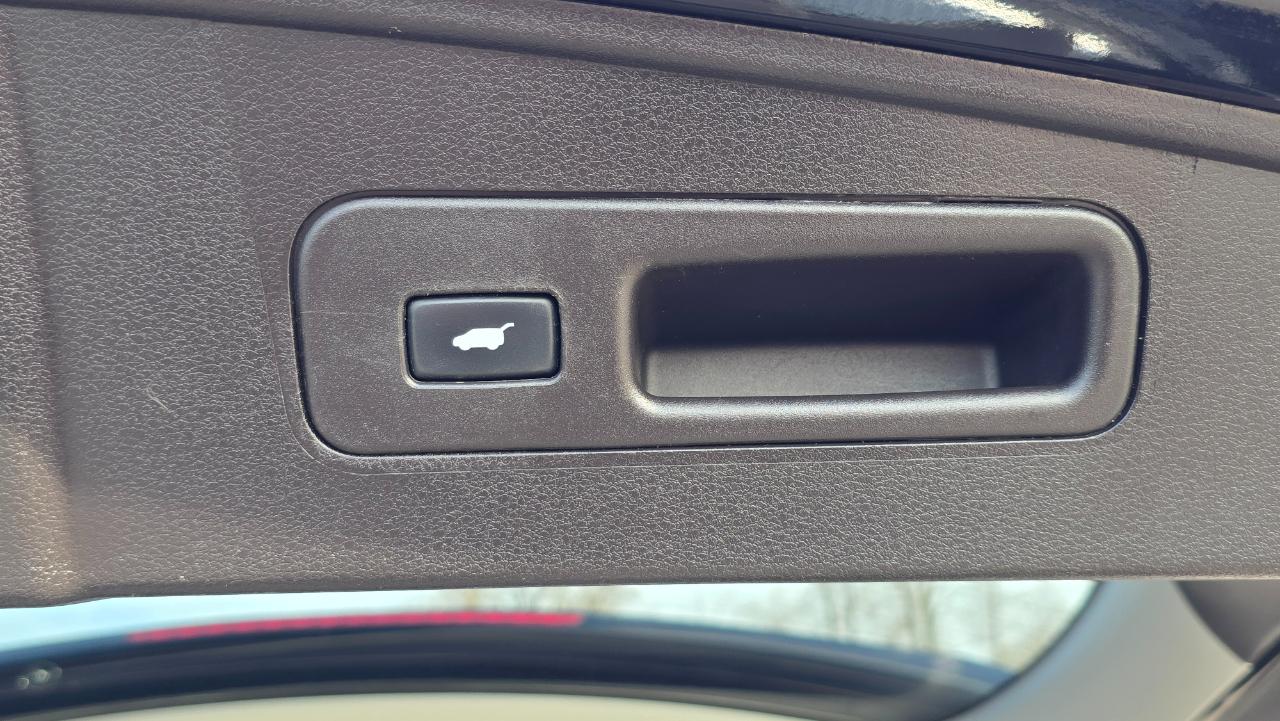 Acura MDX 9-Spd AT 2018