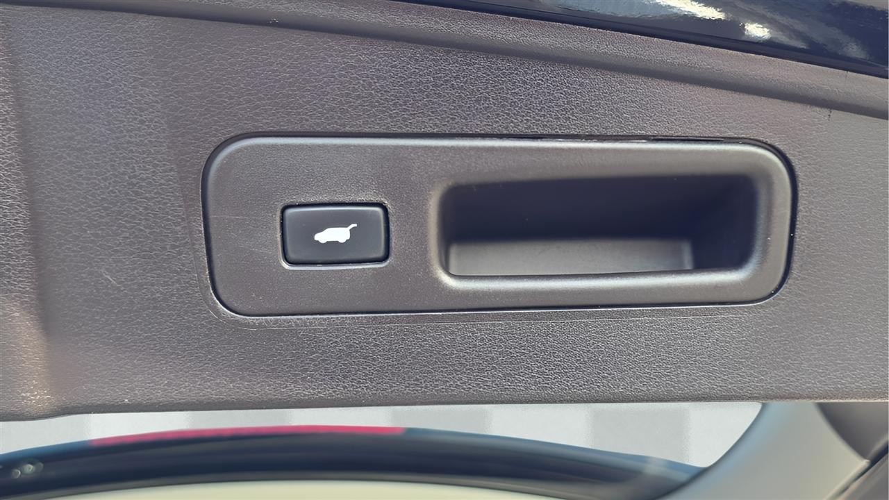 Acura MDX 9-Spd AT 2018