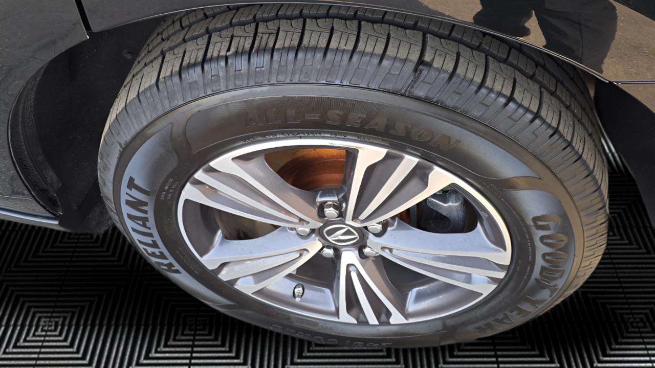 Acura MDX 9-Spd AT 2018