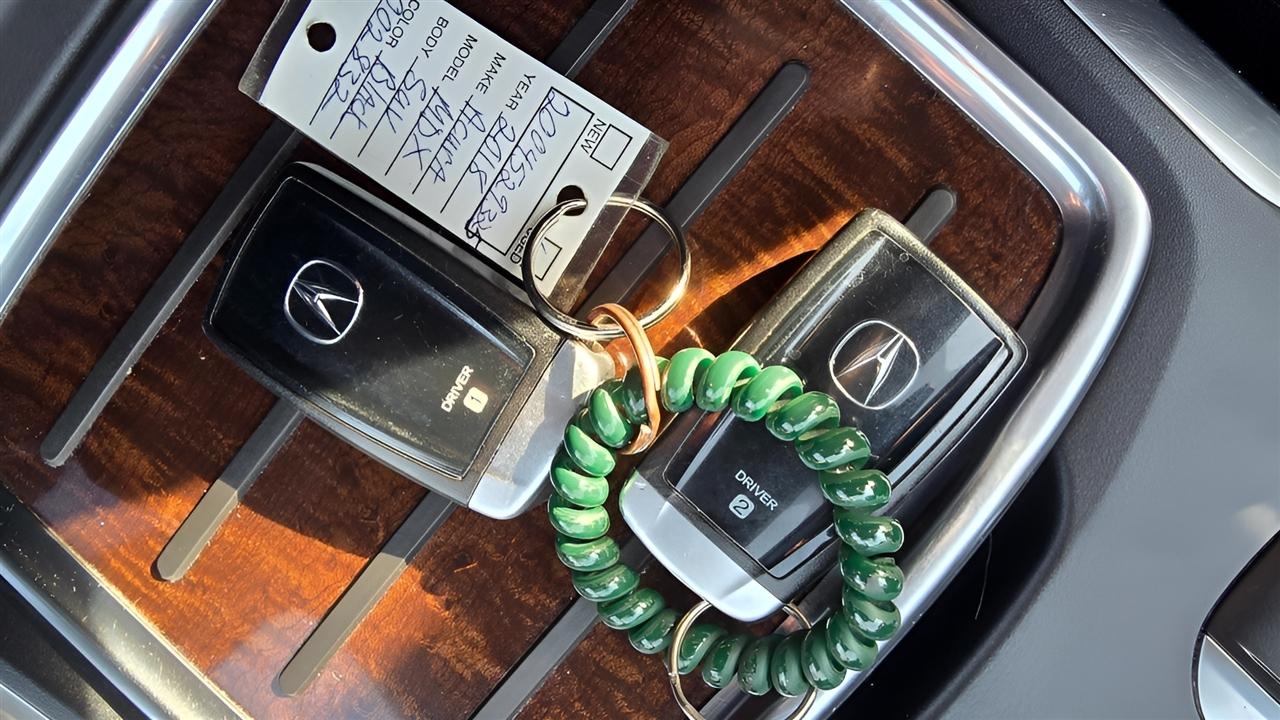 Acura MDX 9-Spd AT 2018