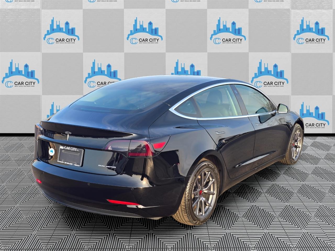 Tesla Model 3 Long Range 2019