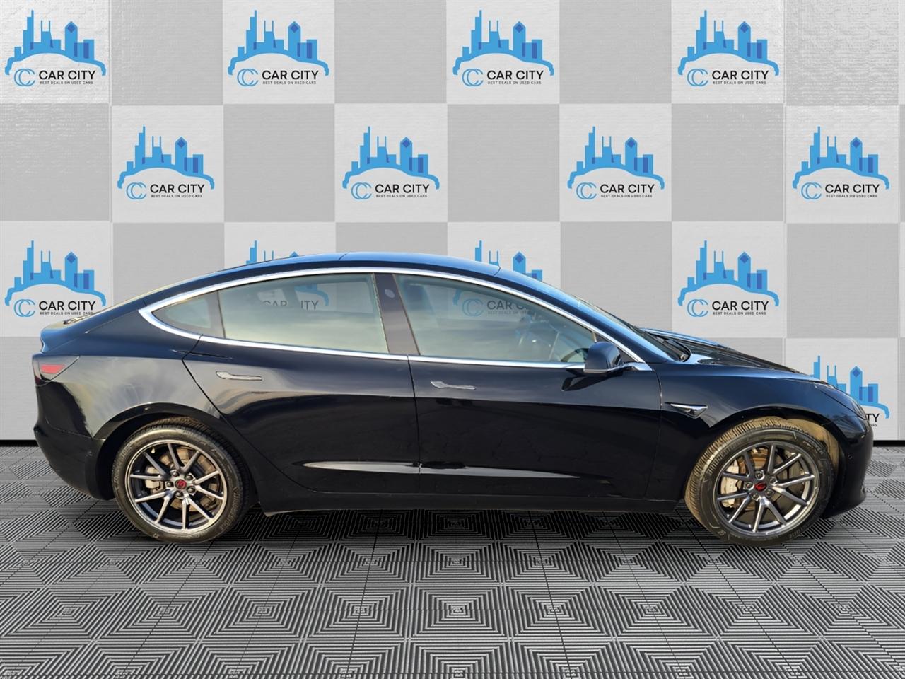 Tesla Model 3 Long Range 2019