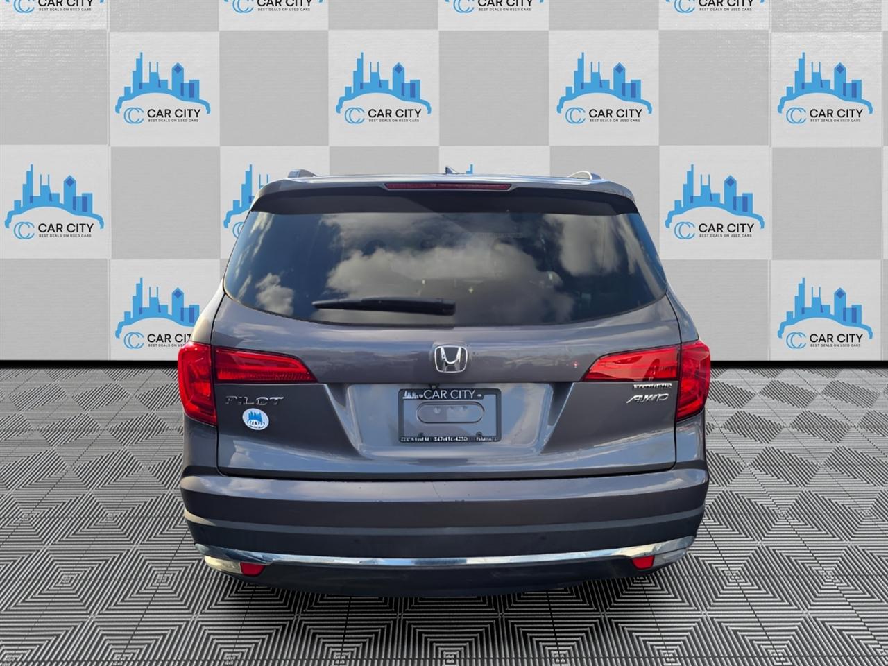 Honda Pilot Touring 4WD 2016