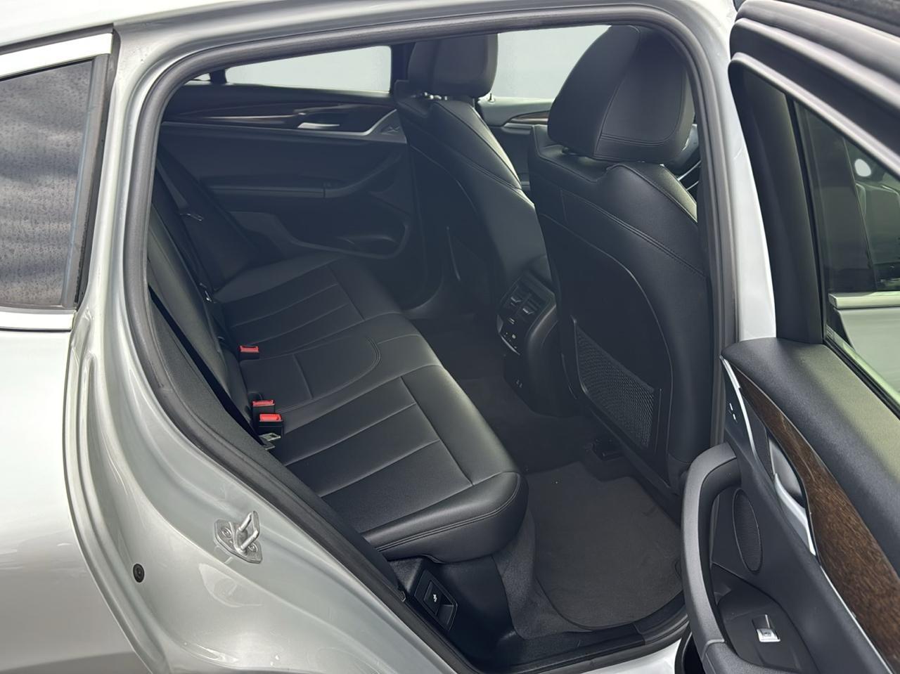 BMW X4 xDrive30i 2021