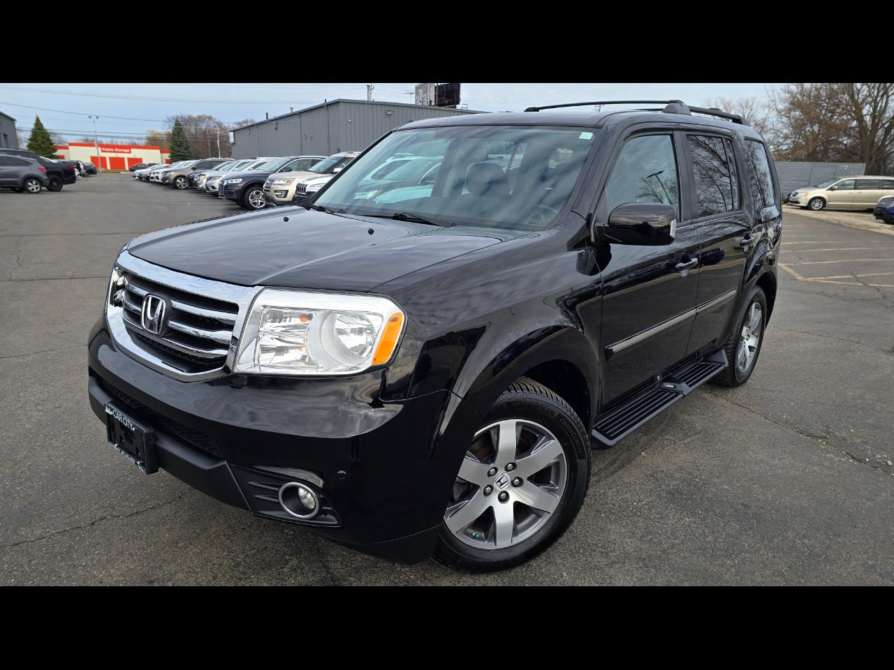 Honda Pilot Touring 4WD 5-Spd AT with DVD 2013
