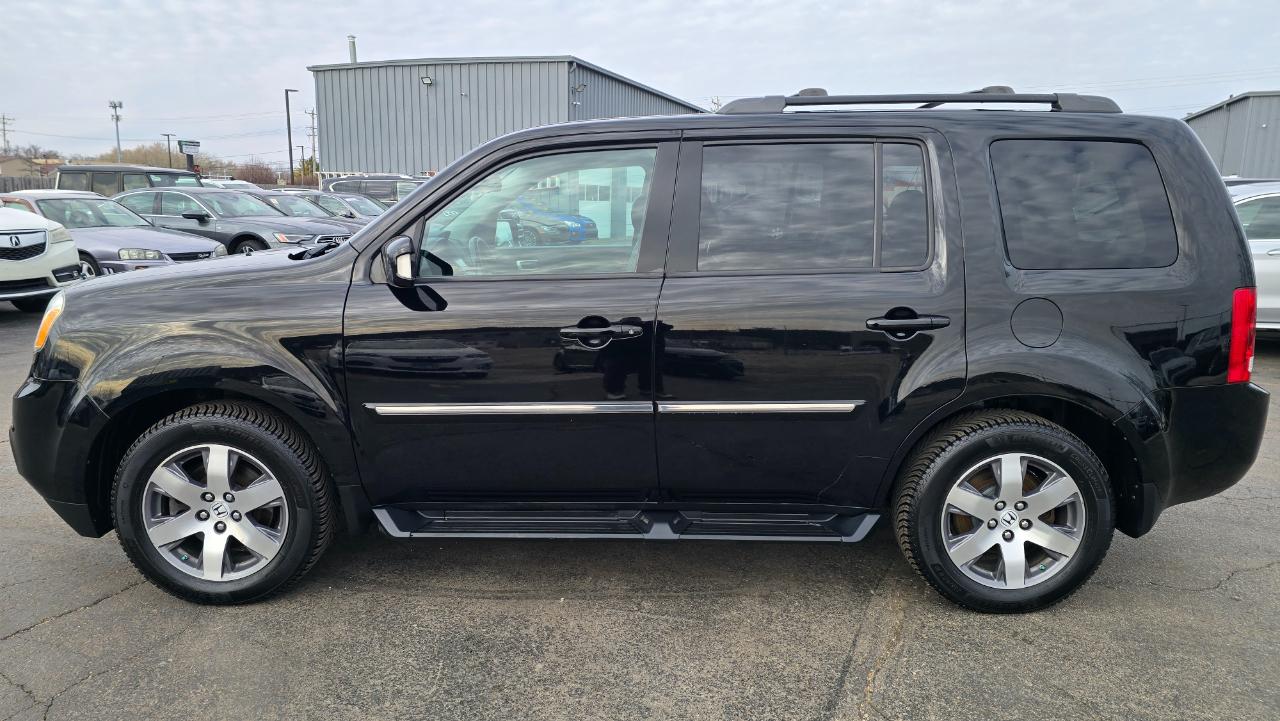 Honda Pilot Touring 4WD 5-Spd AT with DVD 2013