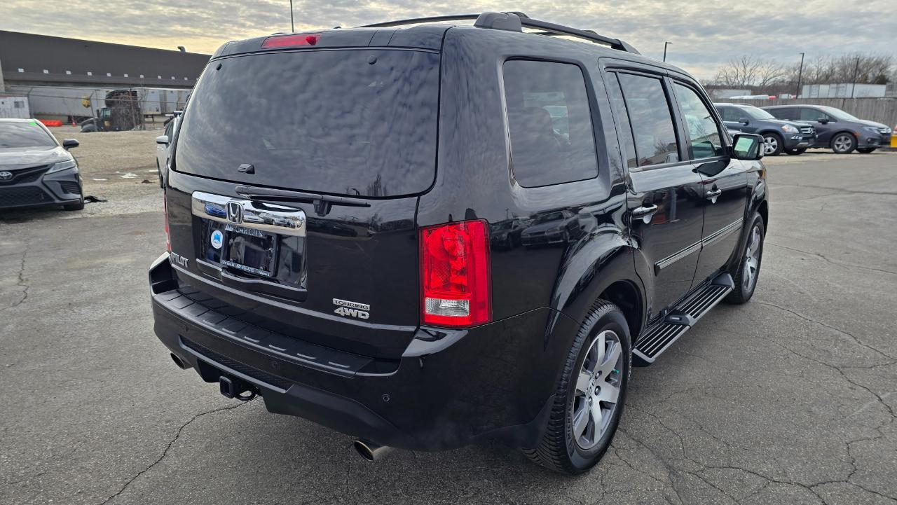 Honda Pilot Touring 4WD 5-Spd AT with DVD 2013