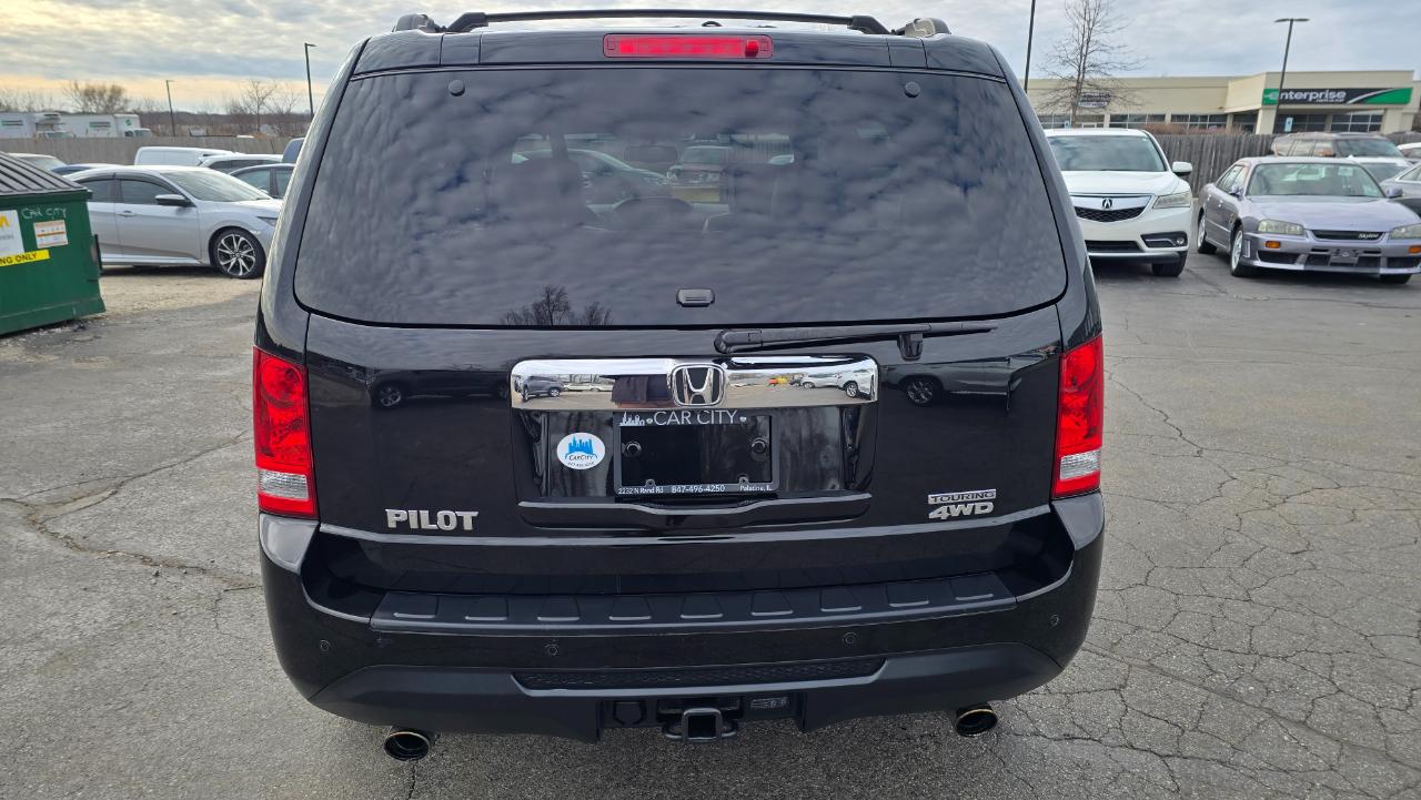 Honda Pilot Touring 4WD 5-Spd AT with DVD 2013