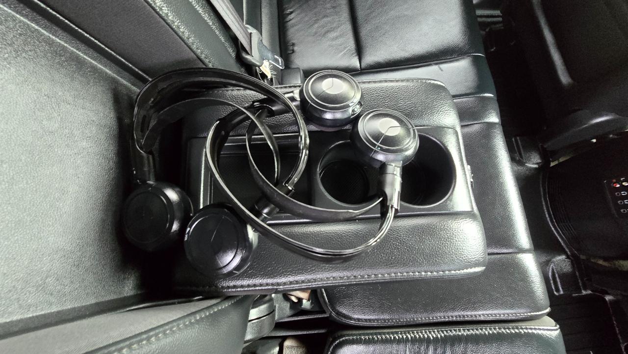 Honda Pilot Touring 4WD 5-Spd AT with DVD 2013