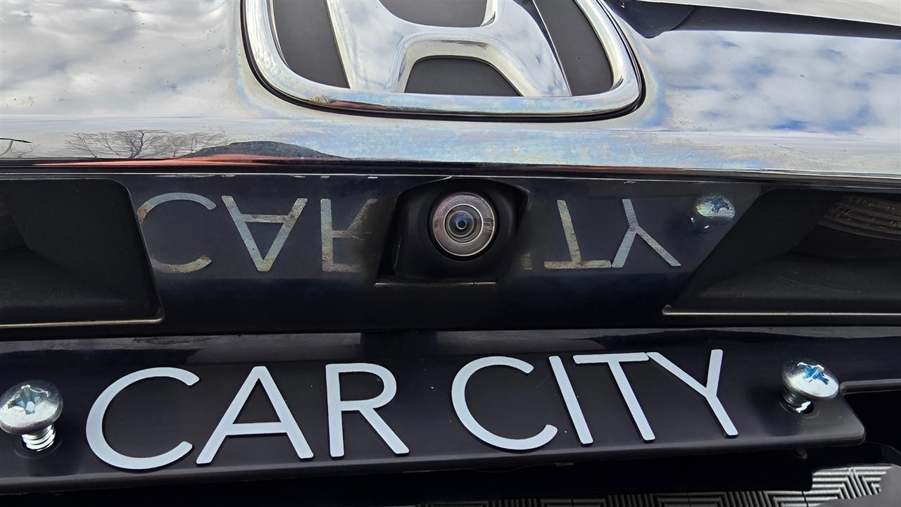 Honda Pilot Touring 4WD 5-Spd AT with DVD 2013