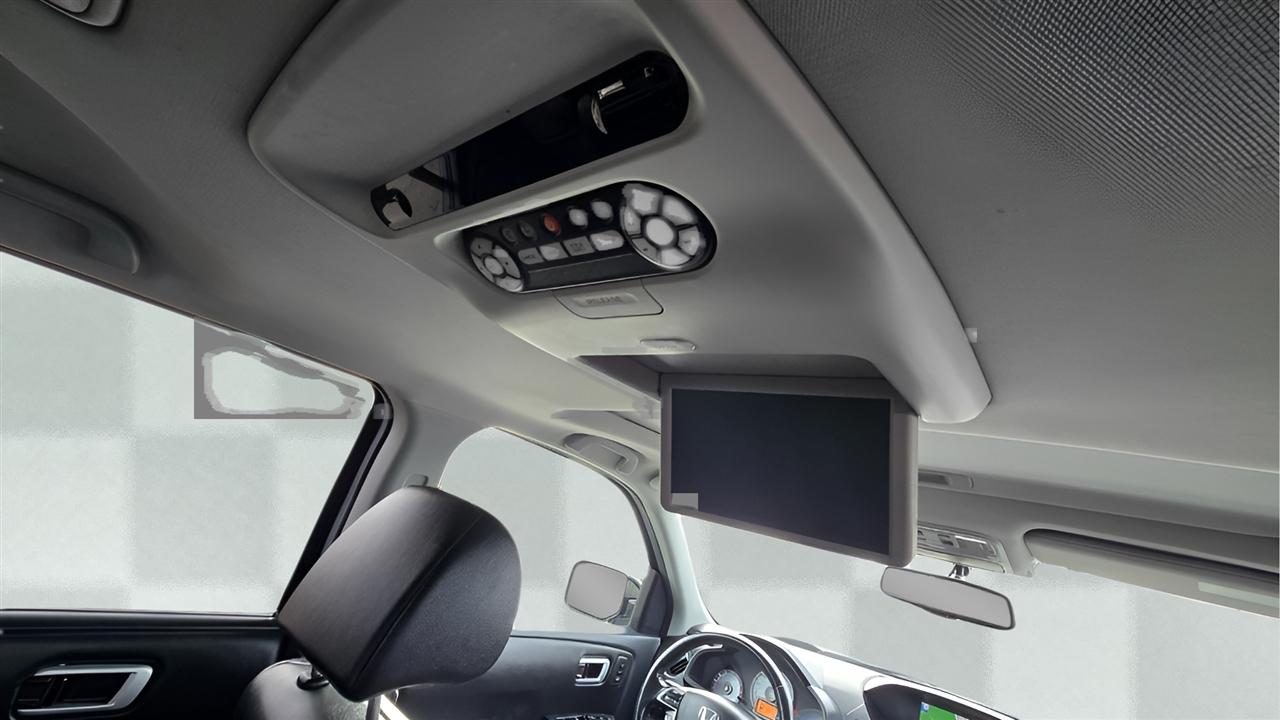 Honda Pilot Touring 4WD 5-Spd AT with DVD 2013