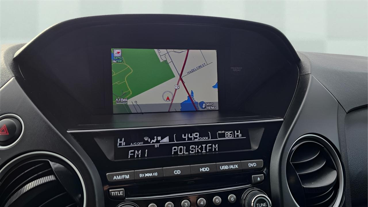 Honda Pilot Touring 4WD 5-Spd AT with DVD 2013