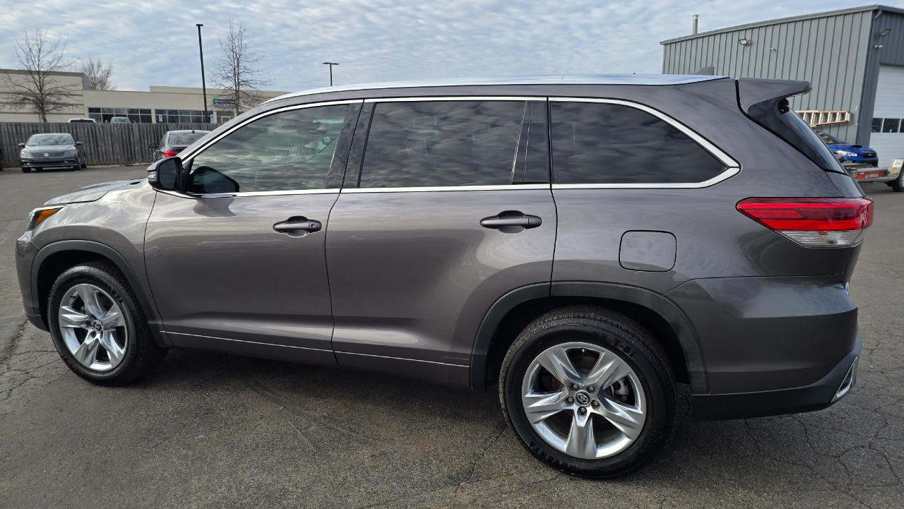 Toyota Highlander Limited FWD V6 2018