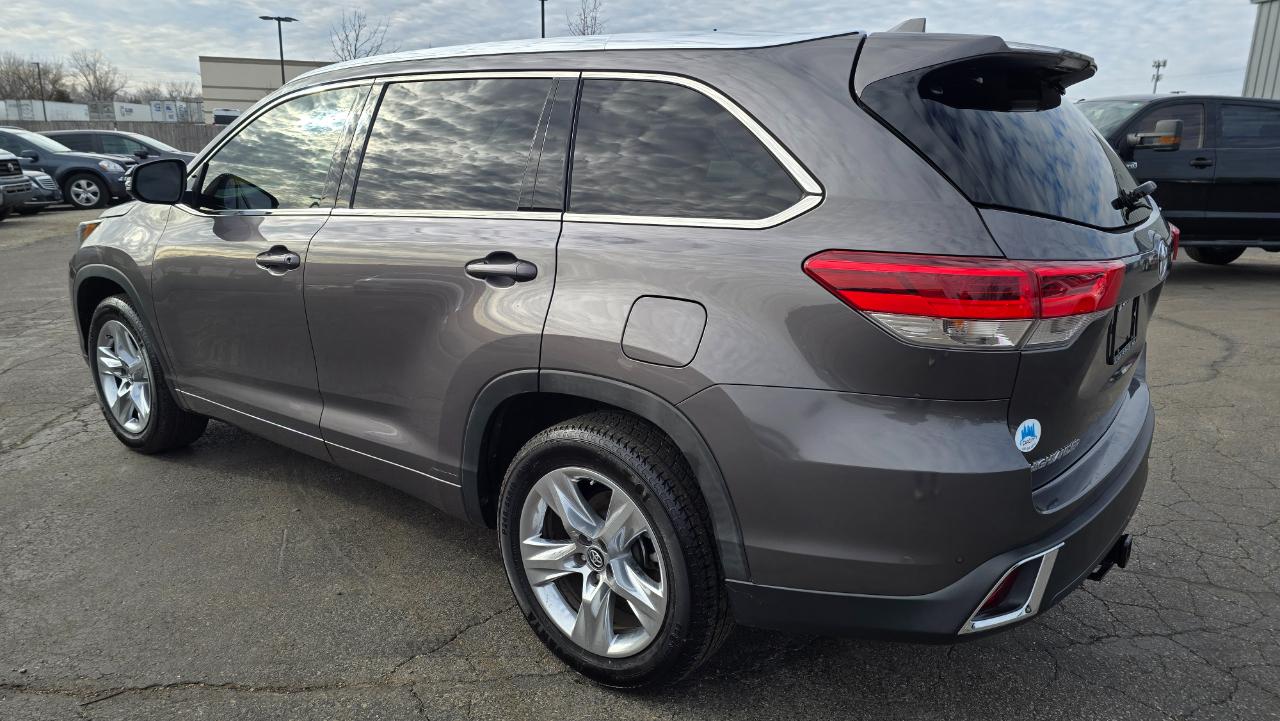 Toyota Highlander Limited FWD V6 2018