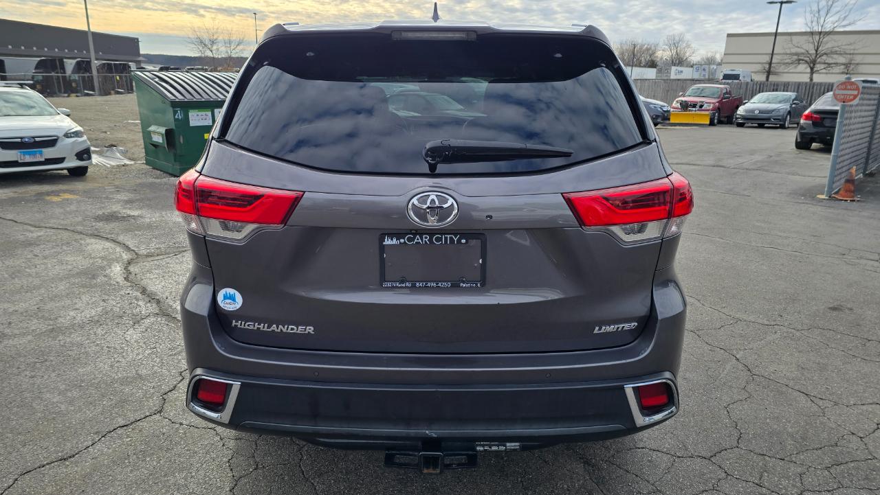 Toyota Highlander Limited FWD V6 2018