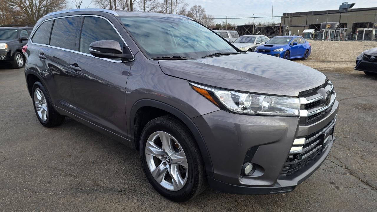 Toyota Highlander Limited FWD V6 2018
