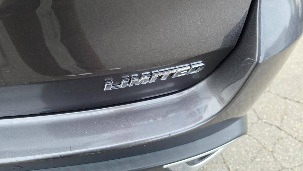 Toyota Highlander Limited FWD V6 2018