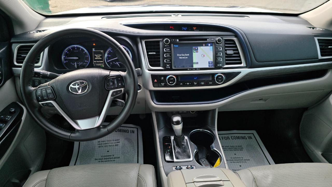 Toyota Highlander Limited FWD V6 2018