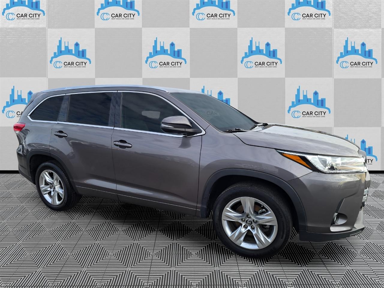 Toyota Highlander Limited FWD V6 2018