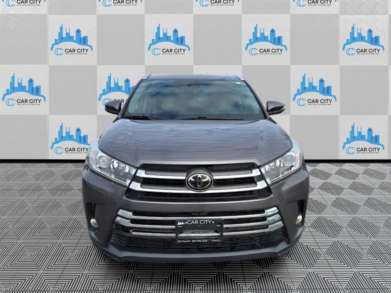 Toyota Highlander Limited FWD V6 2018