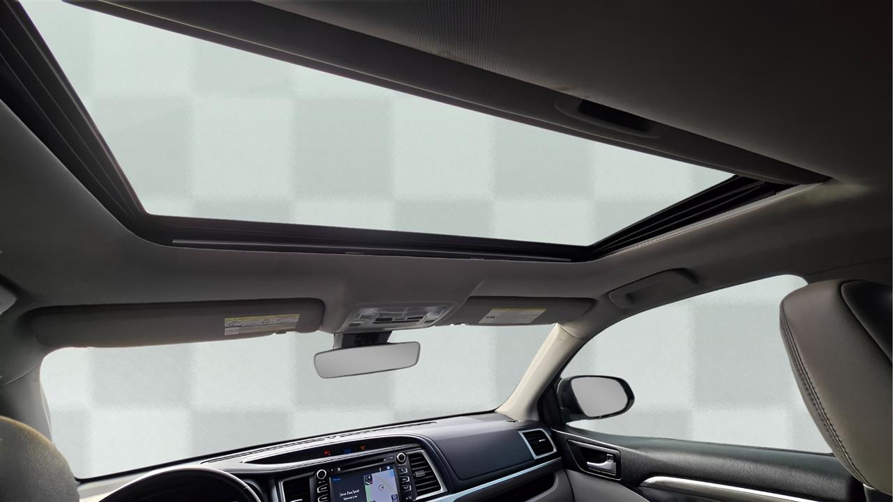 Toyota Highlander Limited FWD V6 2018