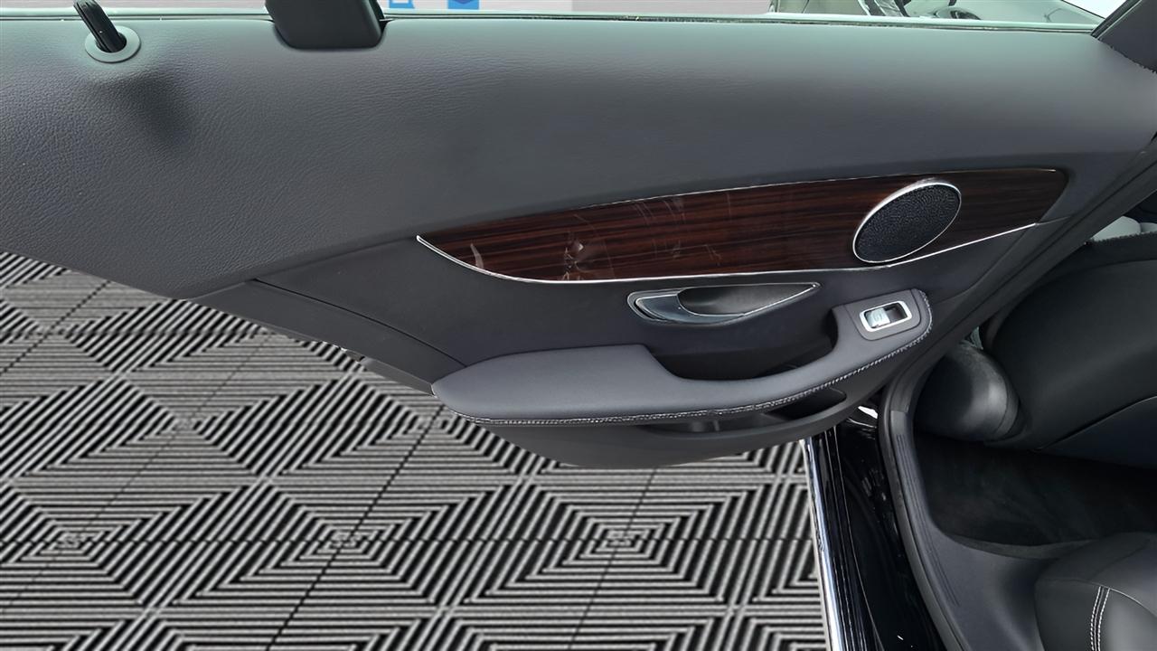 Mercedes-Benz C-Class C300 4MATIC Sedan 2018