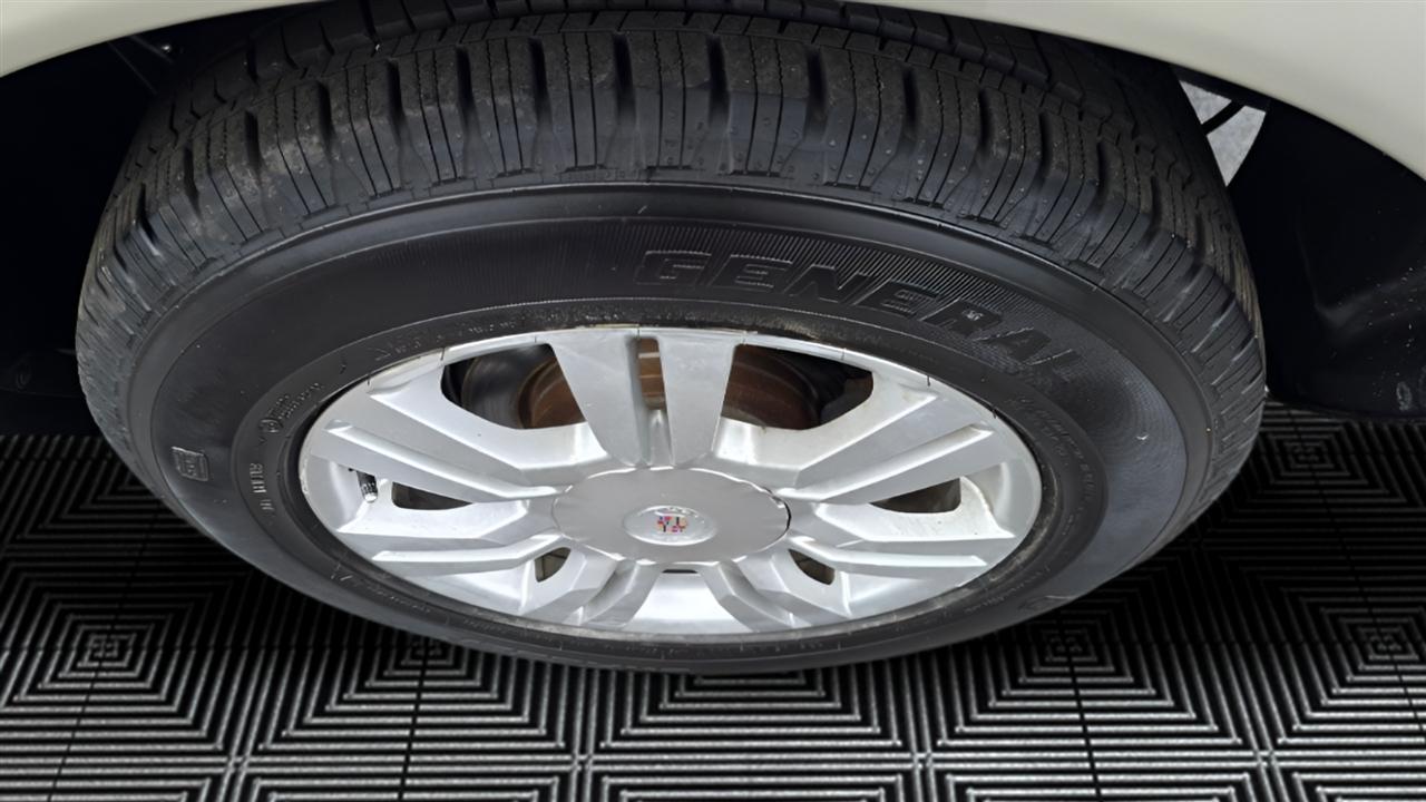 Cadillac SRX AWD Luxury Collection 2013