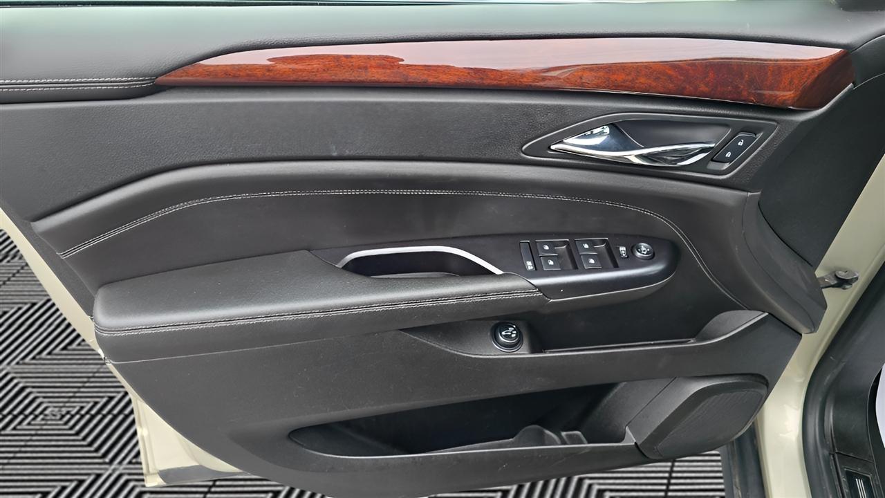 Cadillac SRX AWD Luxury Collection 2013