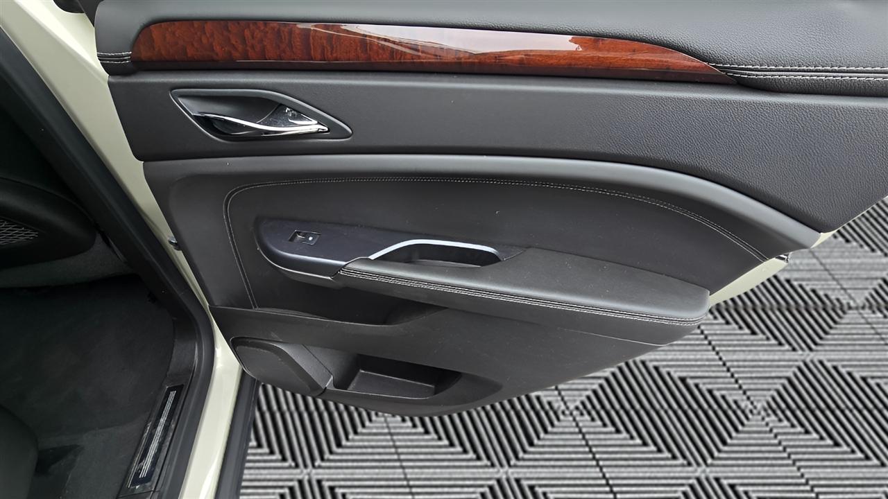 Cadillac SRX AWD Luxury Collection 2013