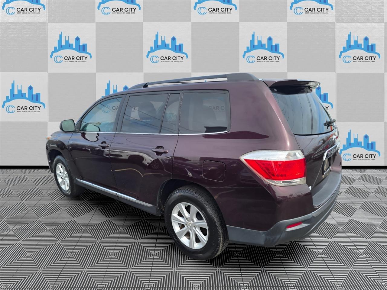 Toyota Highlander 4WD 2011
