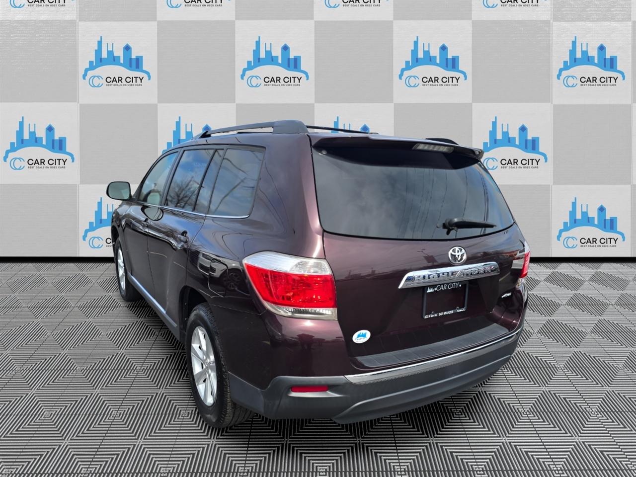 Toyota Highlander 4WD 2011