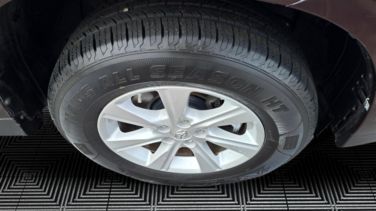 Toyota Highlander 4WD 2011