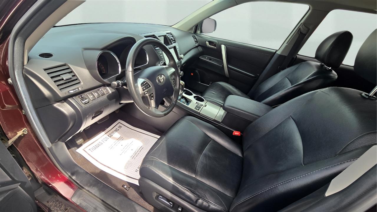 Toyota Highlander 4WD 2011