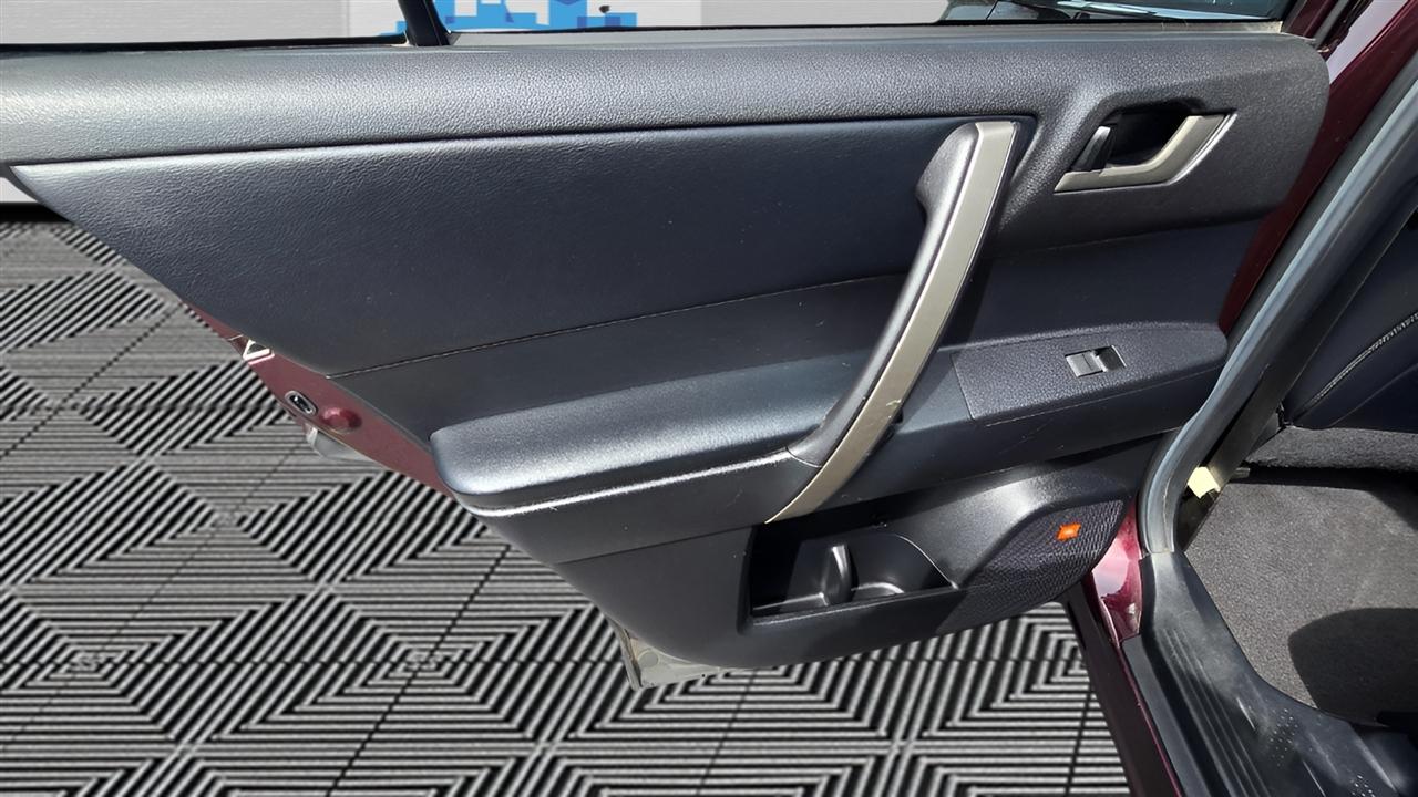 Toyota Highlander 4WD 2011