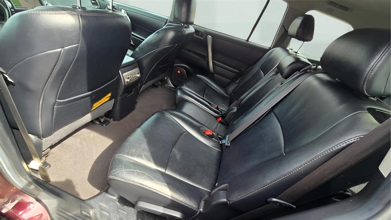 Toyota Highlander 4WD 2011