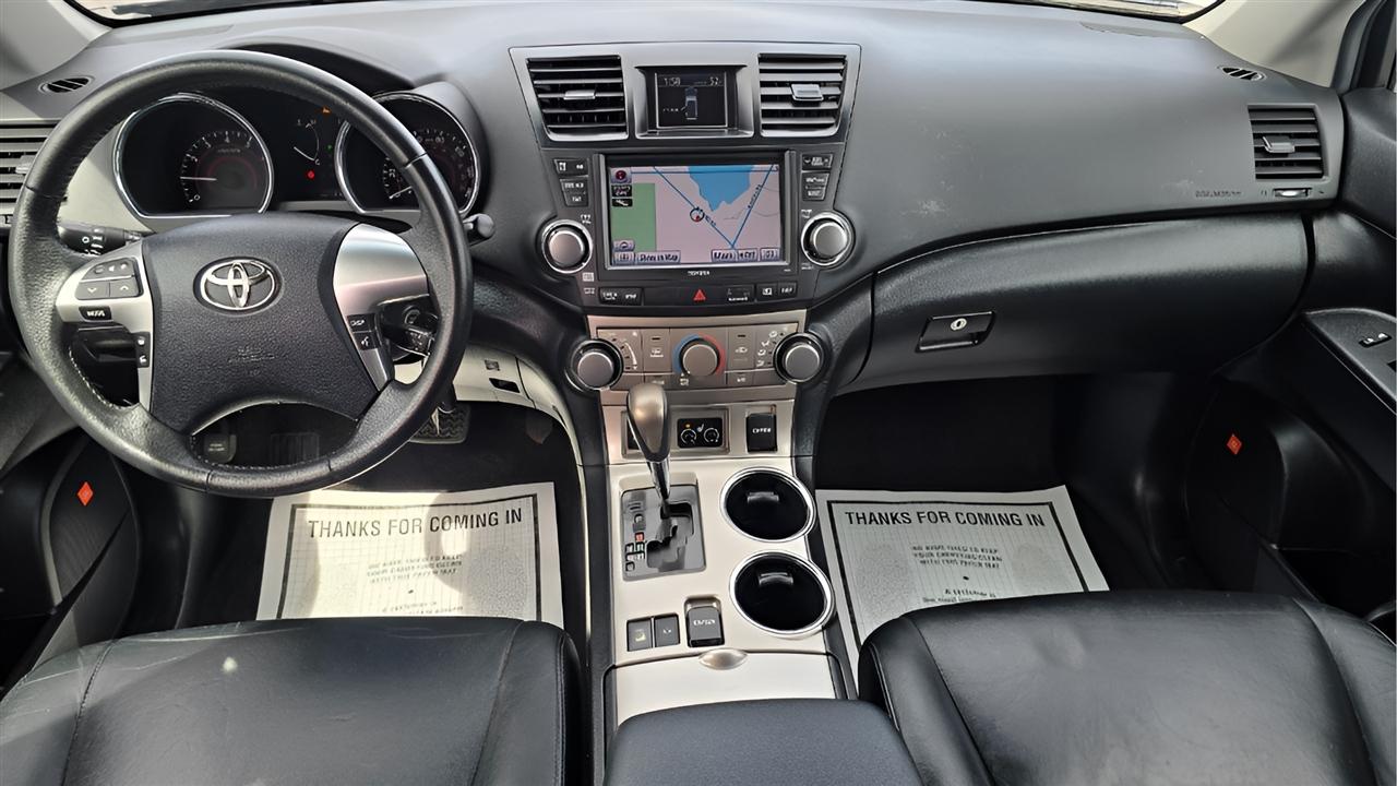 Toyota Highlander 4WD 2011