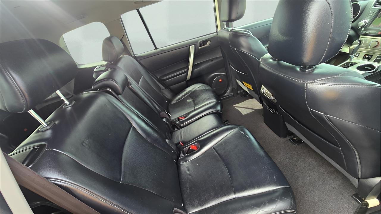 Toyota Highlander 4WD 2011