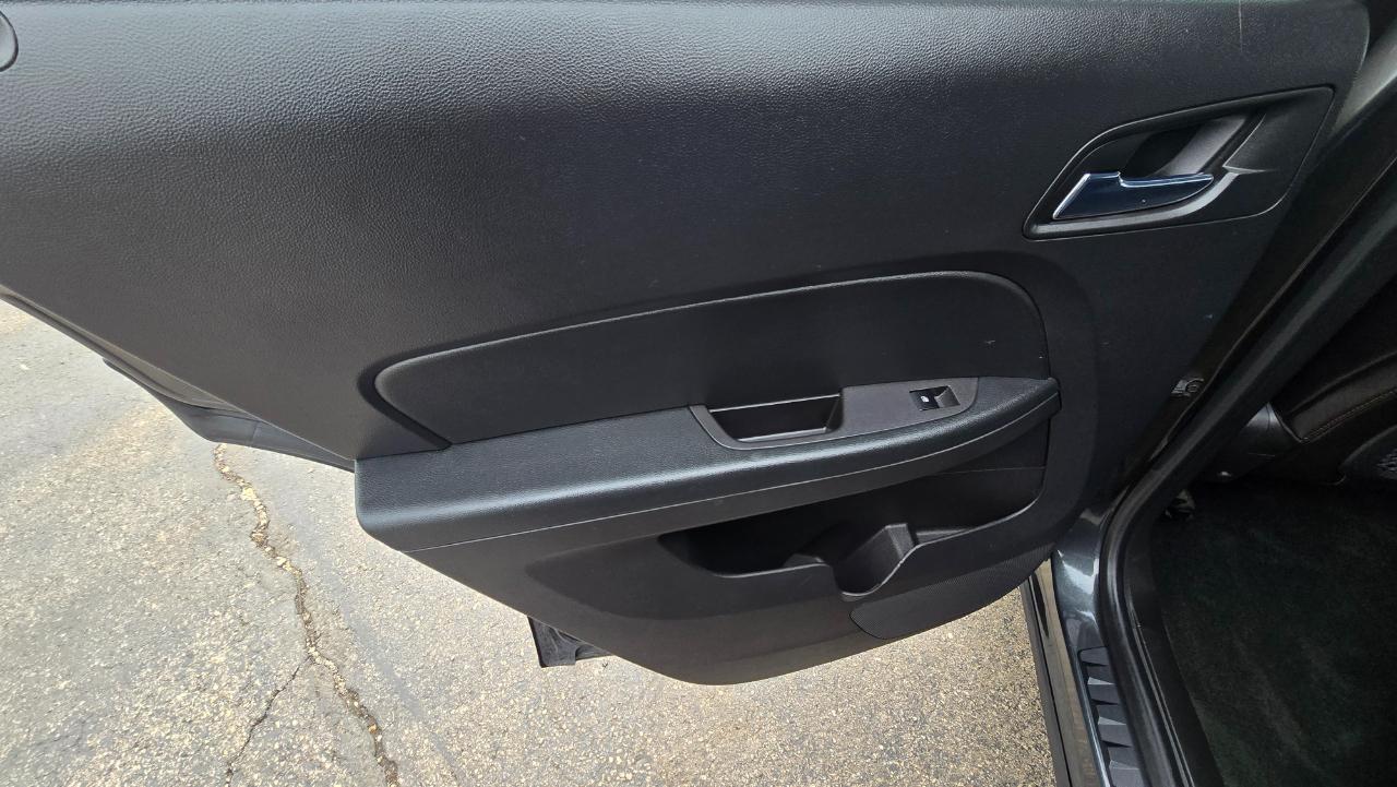 Chevrolet Equinox LTZ 2WD 2012