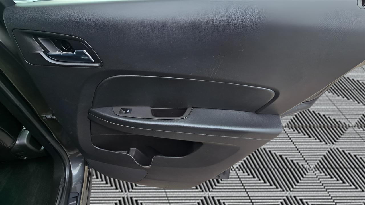 Chevrolet Equinox LTZ 2WD 2012