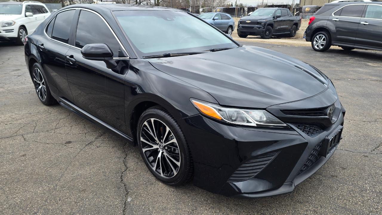 Toyota Camry SE 2018