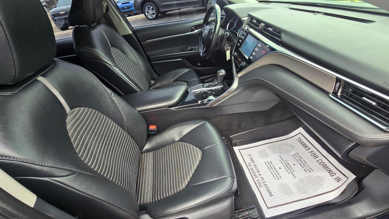 Toyota Camry SE 2018