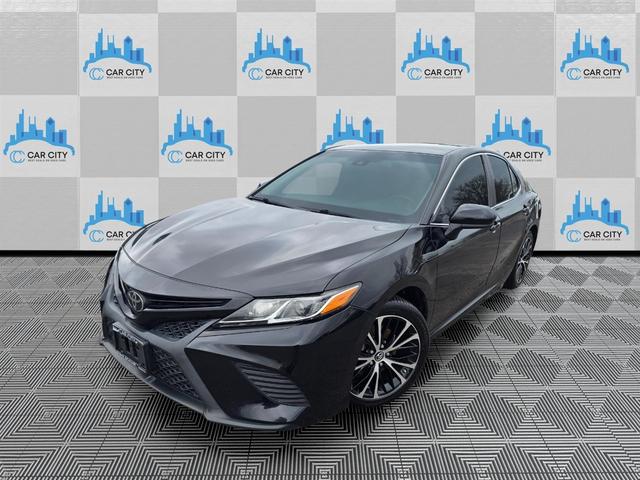 Black 2018 Toyota Camry SE Sedan Front-Wheel Drive Automatic