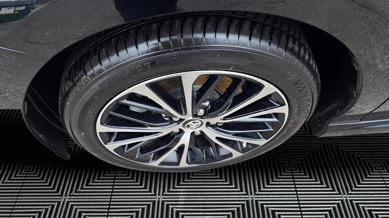 Toyota Camry SE 2018